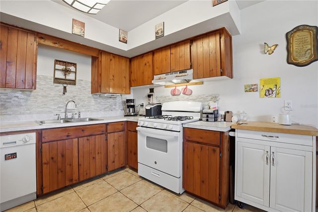 3131 JUNIPER DRIVE, Edgewater, FL 32141