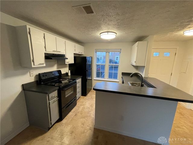 2133 Chapel Drive, Fairborn, OH 45324