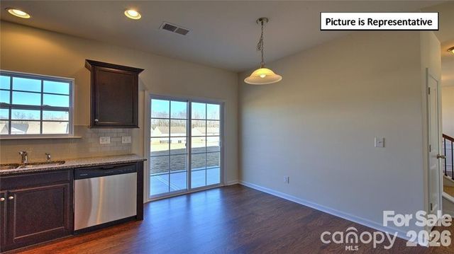 3133 Platinum Pointe Drive, Charlotte, NC 28227
