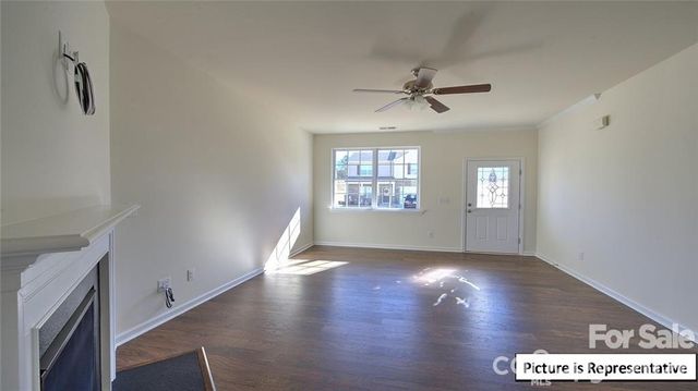 3133 Platinum Pointe Drive, Charlotte, NC 28227