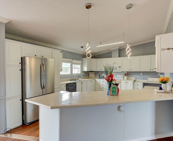 6939 Rosewood Oak Drive, Keithville, LA 71047