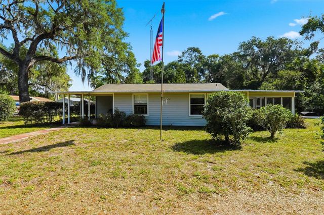 1289 CR 436, Lake Panasoffkee, FL 33538