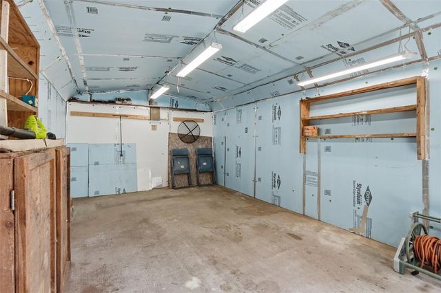 1289 CR 436, Lake Panasoffkee, FL 33538