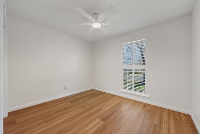 5702 LEWOOD DR, Austin, TX 78745