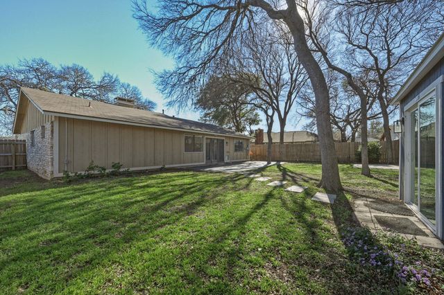 5702 LEWOOD DR, Austin, TX 78745