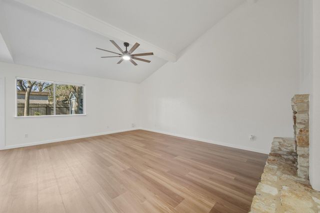 5702 LEWOOD DR, Austin, TX 78745