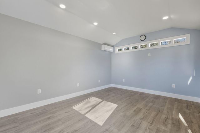 5702 LEWOOD DR, Austin, TX 78745