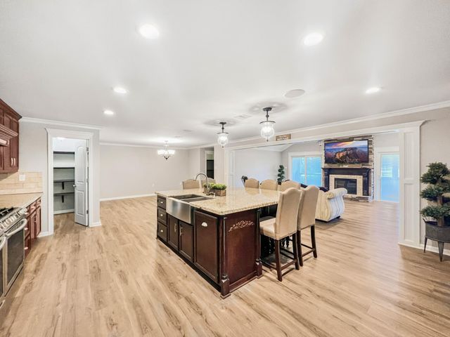 9731 Hadden Road, Baytown, TX 77521