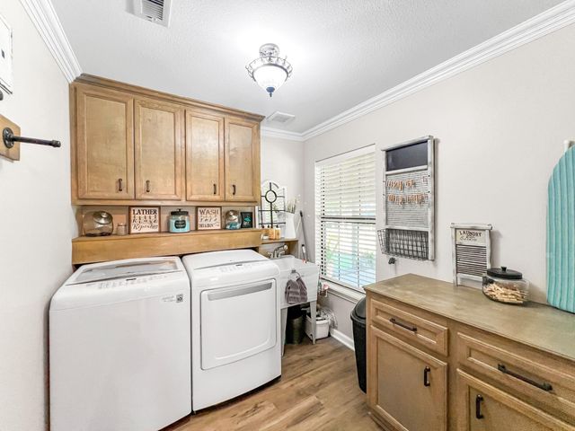 9731 Hadden Road, Baytown, TX 77521