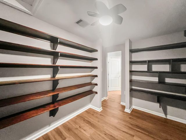 9731 Hadden Road, Baytown, TX 77521