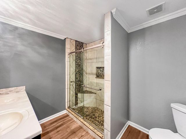 9731 Hadden Road, Baytown, TX 77521