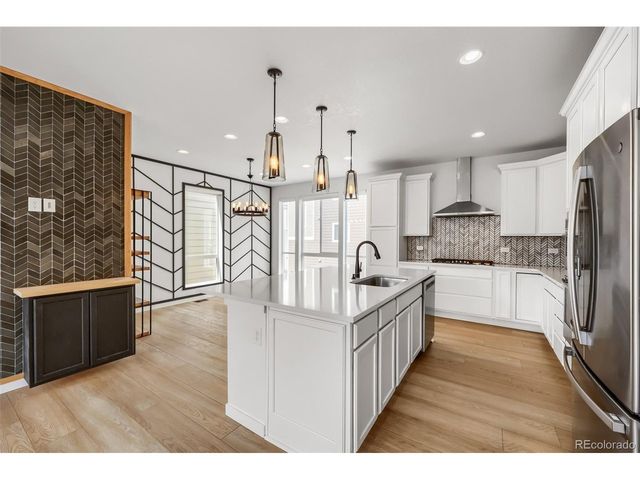 2608 Palau Way, Castle Rock, CO 80109