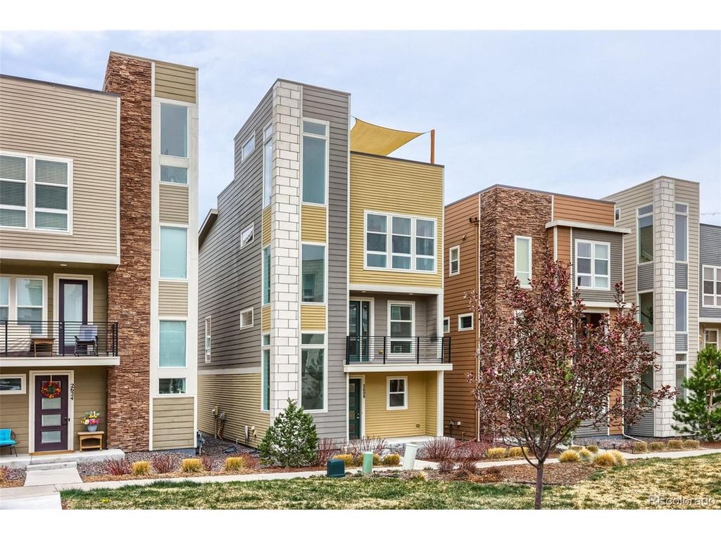 2608 Palau Way, Castle Rock, CO 80109