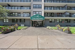 285 Aycrigg Ave, Passaic City, NJ 07055