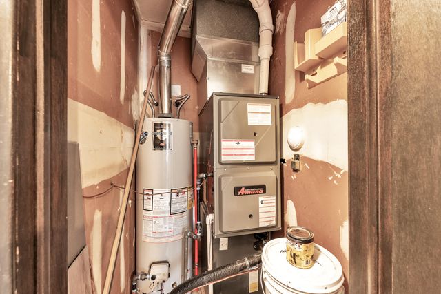 1320 Walnut Lawn Court, Springfield, MO 65807