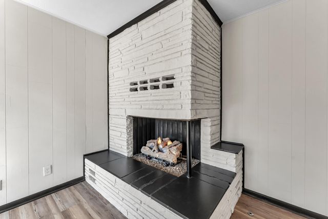 1320 Walnut Lawn Court, Springfield, MO 65807