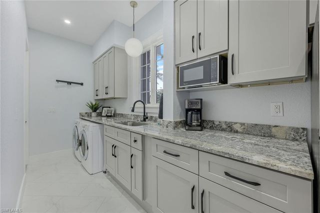 12570 Vittoria WAY, Fort Myers, FL 33912