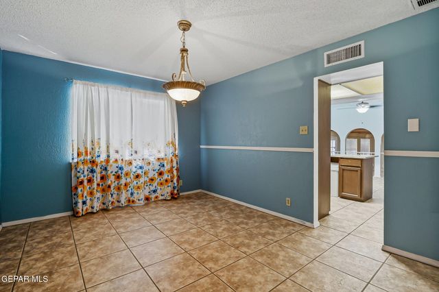 11700 CASA VIEW Drive, El Paso, TX 79936