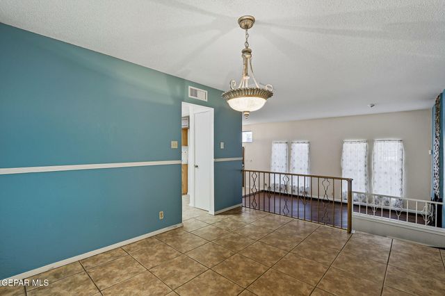 11700 CASA VIEW Drive, El Paso, TX 79936