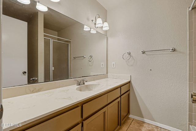 11700 CASA VIEW Drive, El Paso, TX 79936