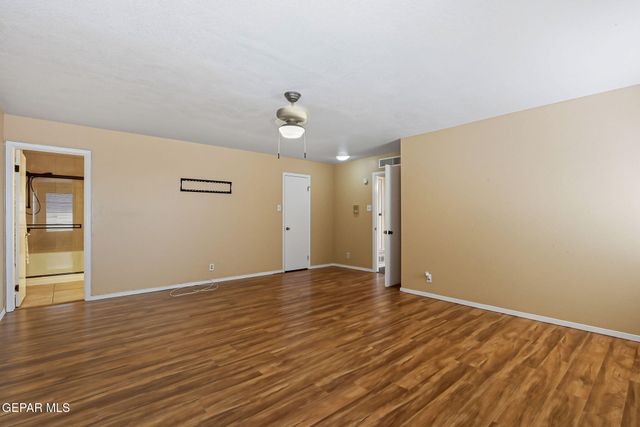 11700 CASA VIEW Drive, El Paso, TX 79936