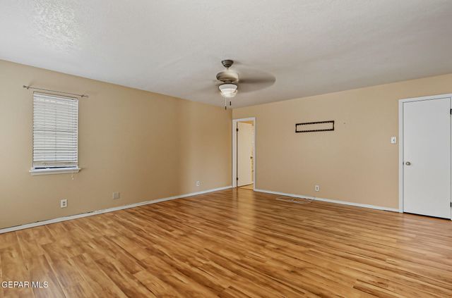 11700 CASA VIEW Drive, El Paso, TX 79936