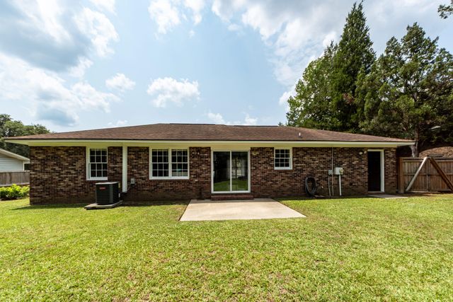 1107 Meade Street, Moncks Corner, SC 29461