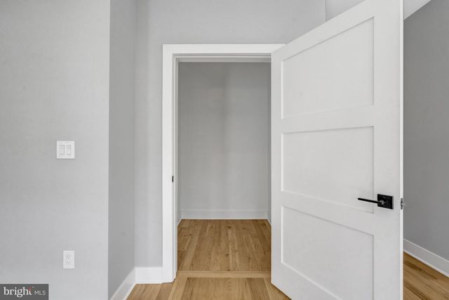 4824 VILLAGE DR, Fairfax, VA 22030