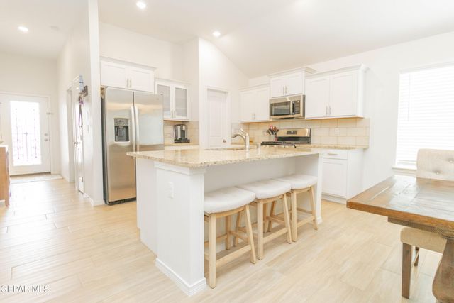 1253 Indigo Sky Street, Horizon City, TX 79928