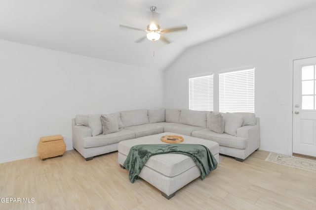 1253 Indigo Sky Street, Horizon City, TX 79928