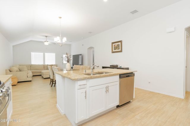 1253 Indigo Sky Street, Horizon City, TX 79928