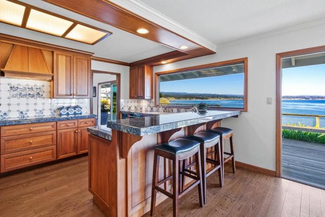 4250 Opal Cliff Drive, Santa Cruz, CA 95062