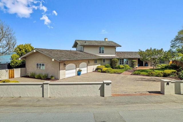4250 Opal Cliff Drive, Santa Cruz, CA 95062