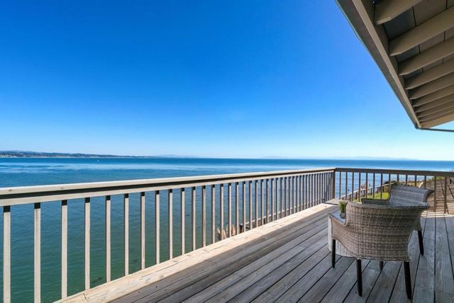 4250 Opal Cliff Drive, Santa Cruz, CA 95062