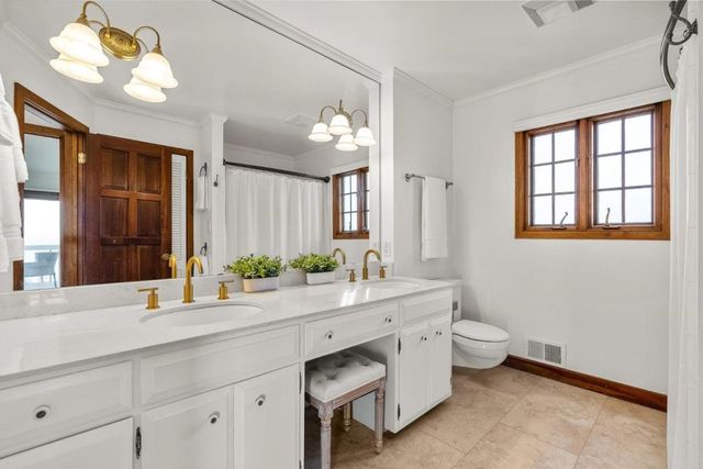 4250 Opal Cliff Drive, Santa Cruz, CA 95062