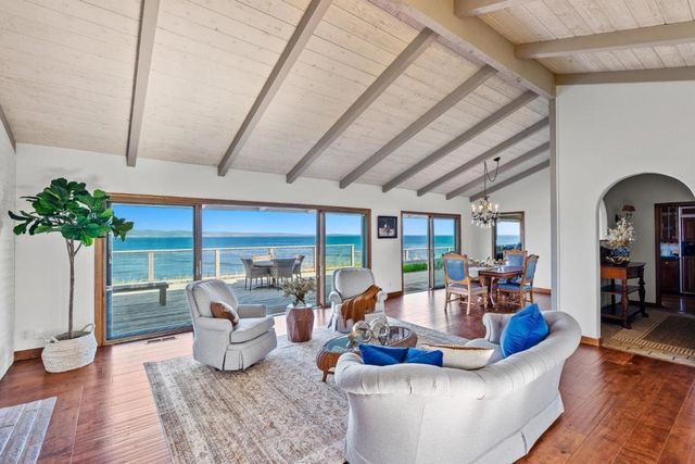 4250 Opal Cliff Drive, Santa Cruz, CA 95062