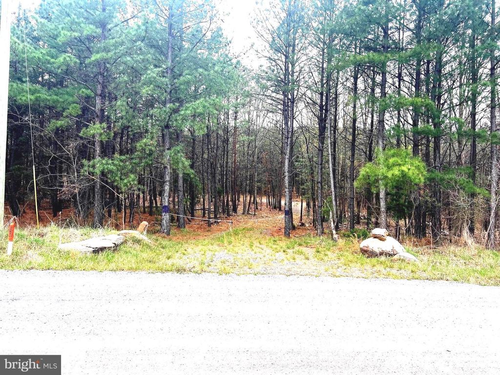 Image 1 of property listing at 85 TROUGH VIEW RD, Moorefield, WV 26836