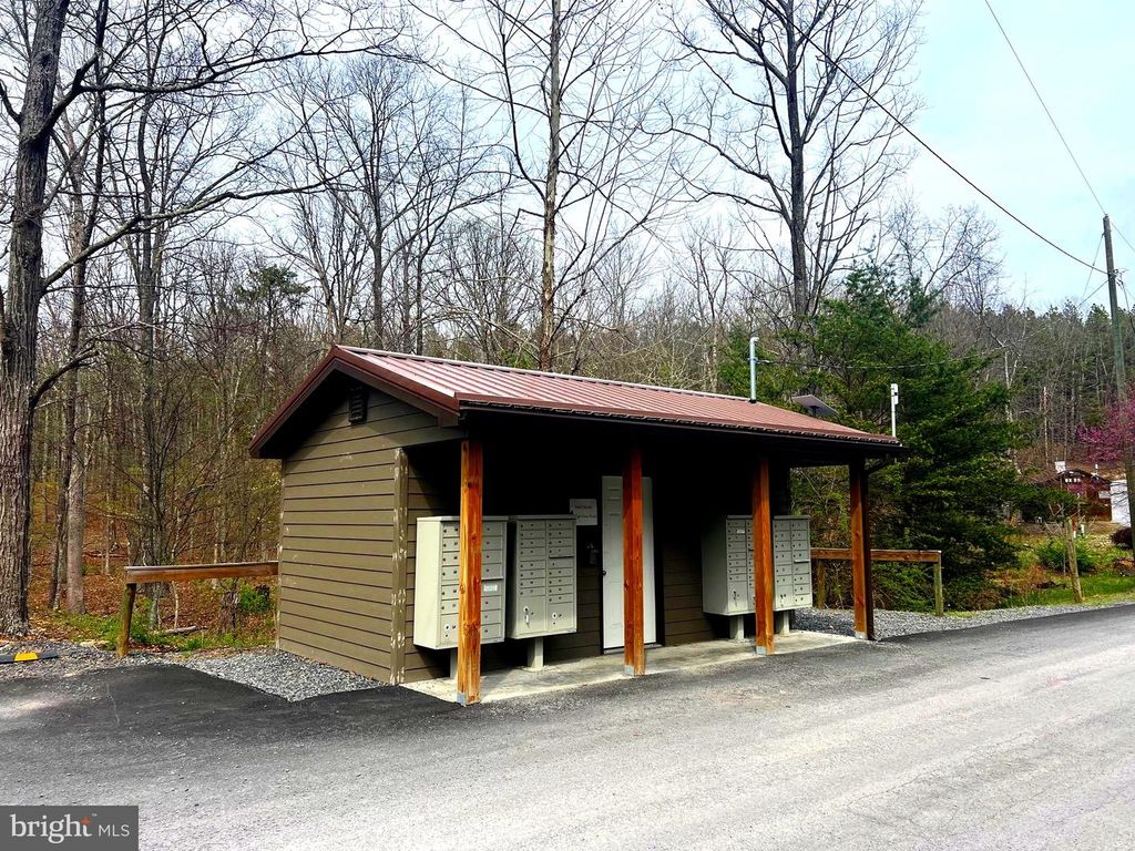 Image 42 of property listing at 85 TROUGH VIEW RD, Moorefield, WV 26836
