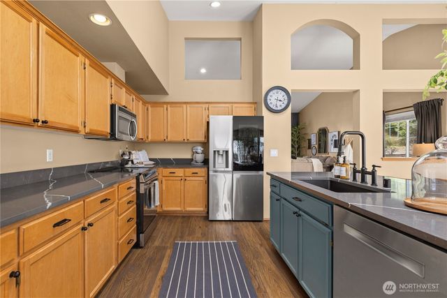 3014 47th Street NE, Tacoma, WA 98422