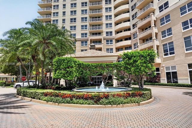 19501 W Country Club Drive 2401, Aventura, FL 33180