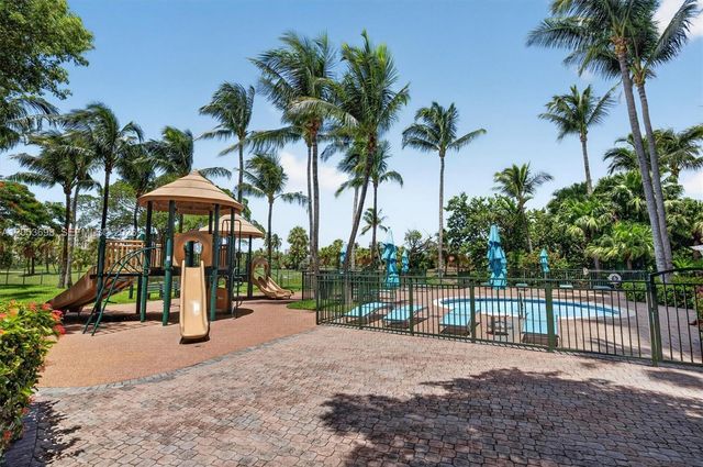 19501 W Country Club Drive 2401, Aventura, FL 33180