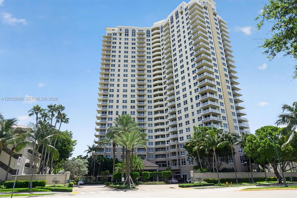 19501 W Country Club Drive 2401, Aventura, FL 33180