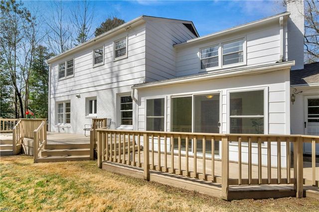 202 Kingswood DR, Williamsburg, VA 23185