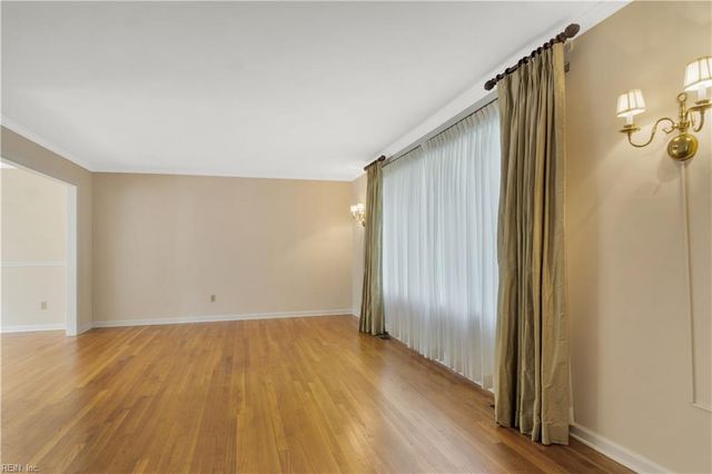 202 Kingswood DR, Williamsburg, VA 23185