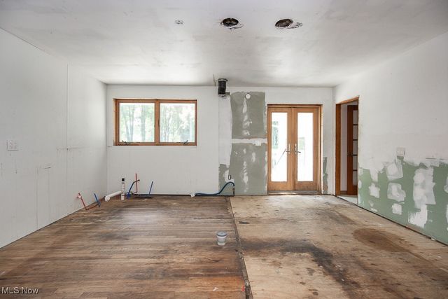 100 Hazel Drive, Northfield, OH 44067