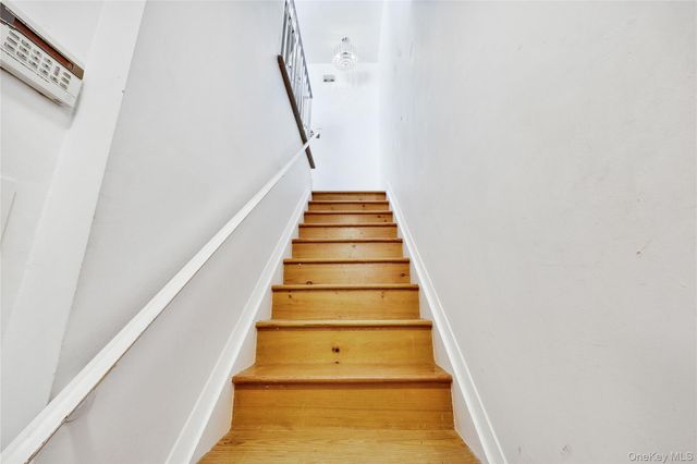 229-09 69th Avenue 77, Bayside, NY 11364