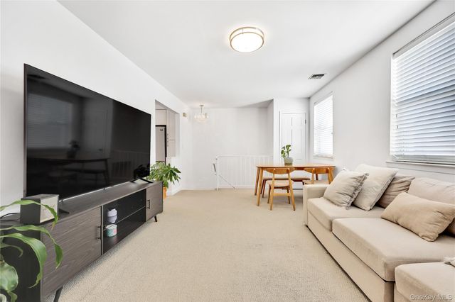 229-09 69th Avenue 77, Bayside, NY 11364