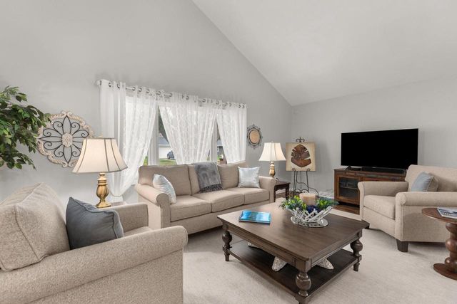 2115 N BIRCHWOOD AVENUE, Appleton, WI 54914