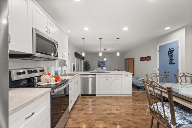 2115 N BIRCHWOOD AVENUE, Appleton, WI 54914