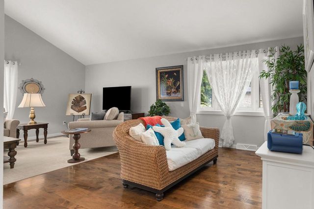 2115 N BIRCHWOOD AVENUE, Appleton, WI 54914
